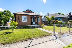 305 S Naches Ave, Yakima, WA 98901 - #1