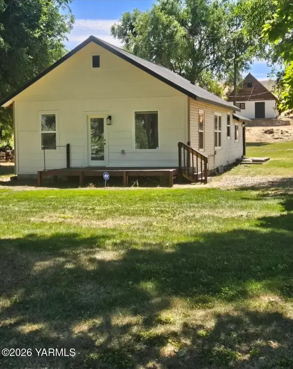 168501 Byron Rd, Prosser, WA 99350
