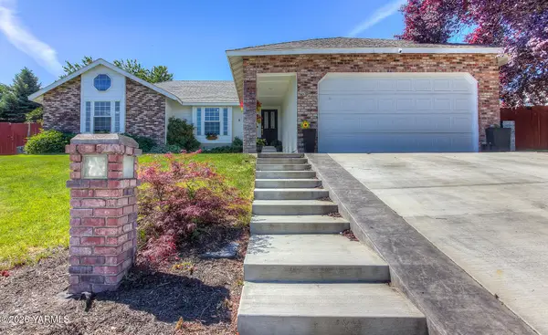 1508 W Orchard Ave, Selah, WA 98942