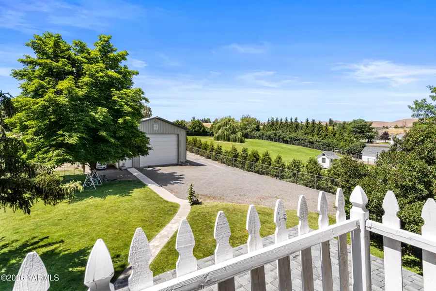 3291 Speyers Rd, Selah, WA 98942 - #3