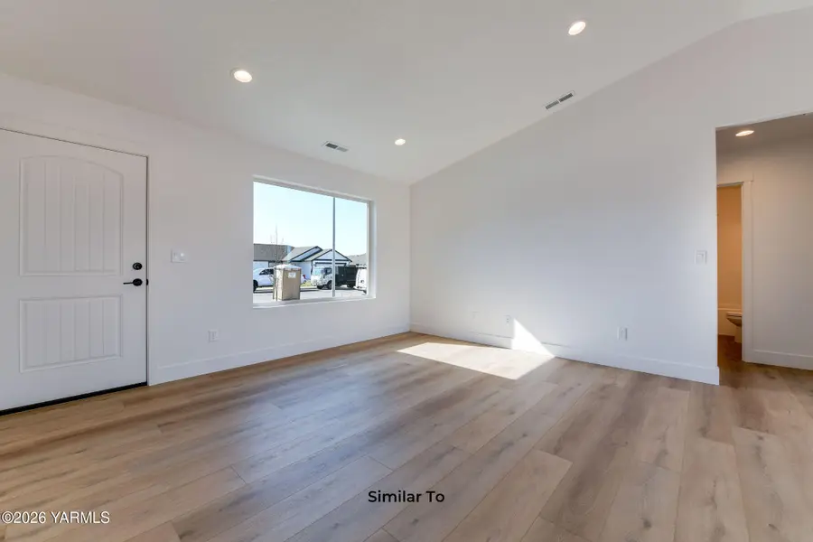 405 Glenwood Ave #(Phase 12 Lot 317) Spec, Grandview, WA 98930 - #3