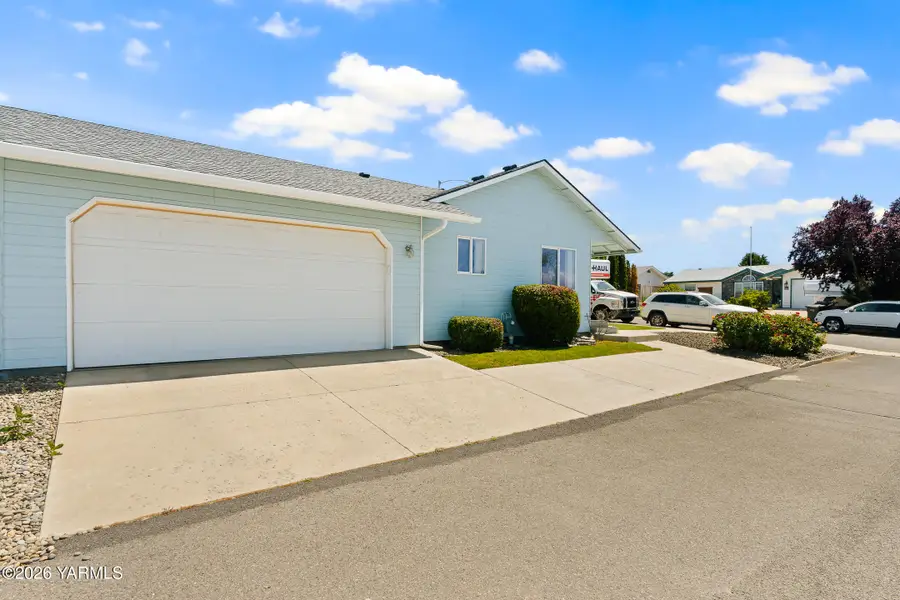 9503 W Walnut St, Yakima, WA 98908 - #2