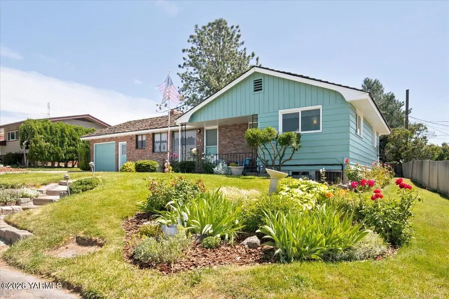 111 Sunset Way, Zillah, WA 98953 - #2