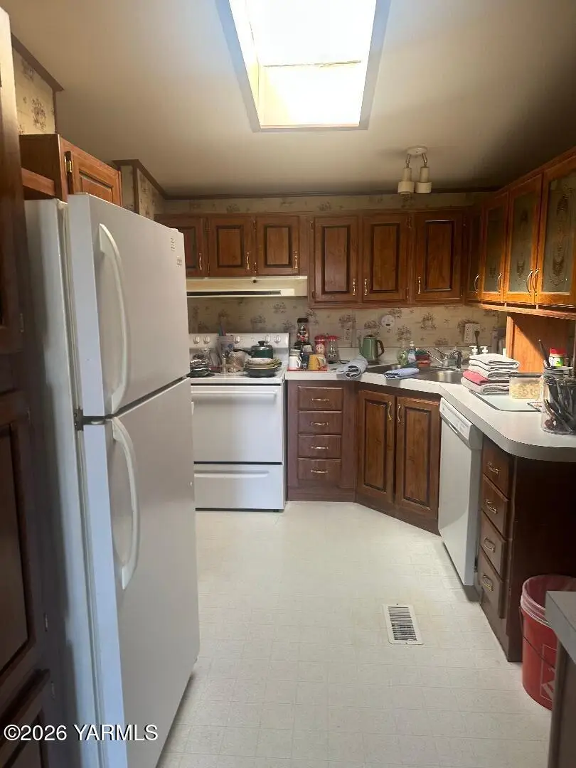 16981 Summitview Rd #7, Cowiche, WA 98923 - #3