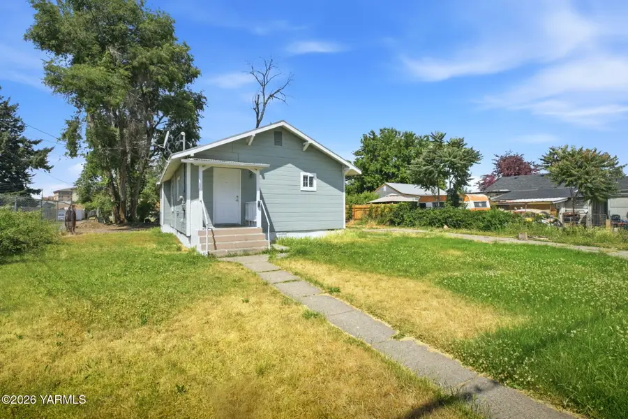 10 S 10th St, Yakima, WA 98901 - #2