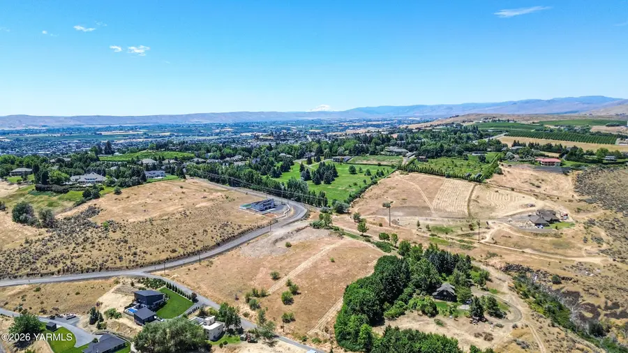 NKA Prospect Way, Yakima, WA 98908 - #2