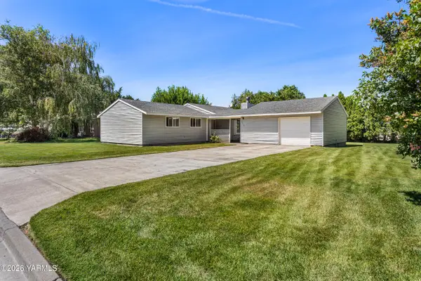 3214 W 12th Ave, Kennewick, WA 99338