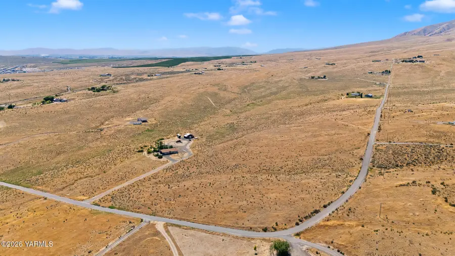 NKA Wenas View Dr, Selah, WA 98942 - #2