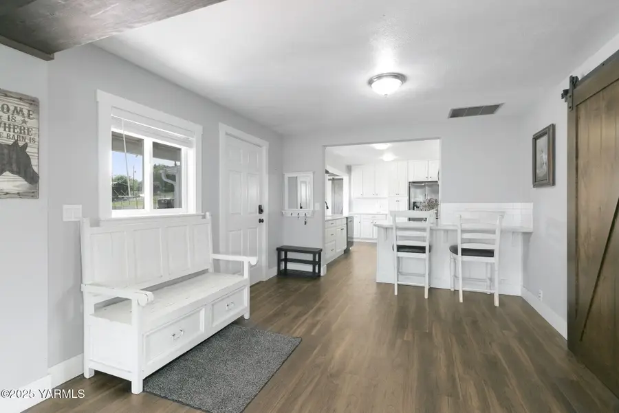 910 Gromore Rd, Yakima, WA 98908 - #3