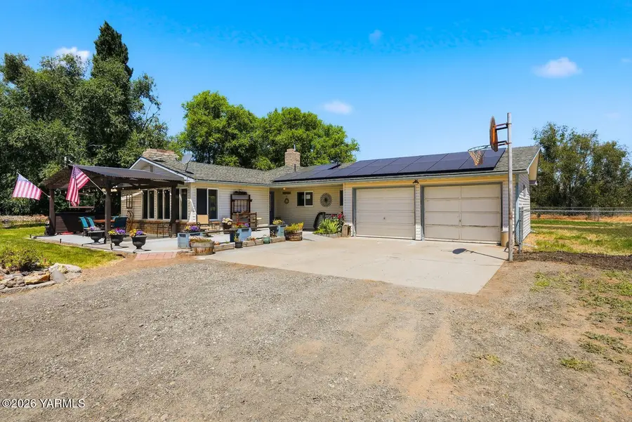 2841 Mapleway Rd, Yakima, WA 98908 - #2