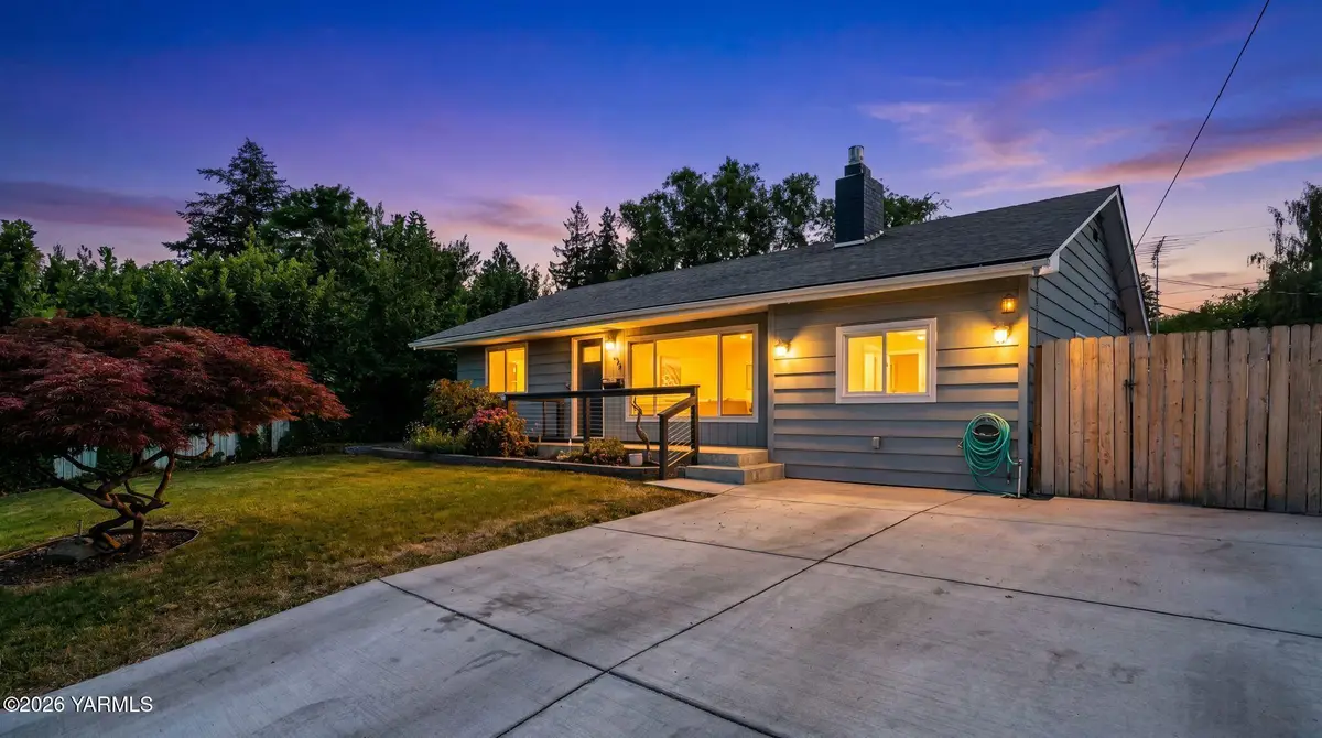 3212 Sharon Way, Yakima, WA 98902 - #1