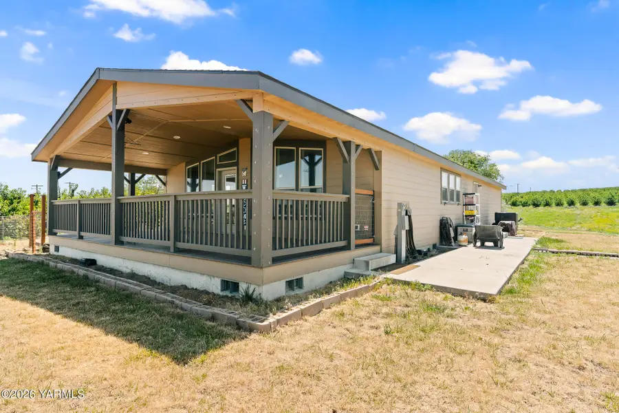 1351 Nass Rd, Granger, WA 98932 - #3