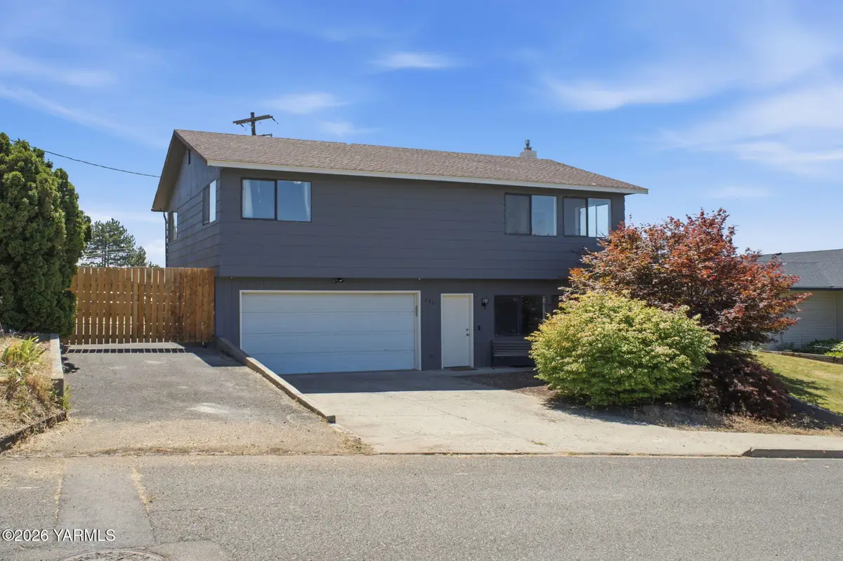 603 Blossom Ln, Zillah, WA 98953 - #1