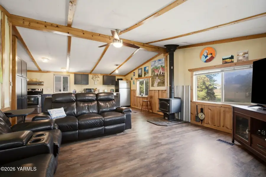 15142 Fisk Rd, Yakima, WA 98908 - #3