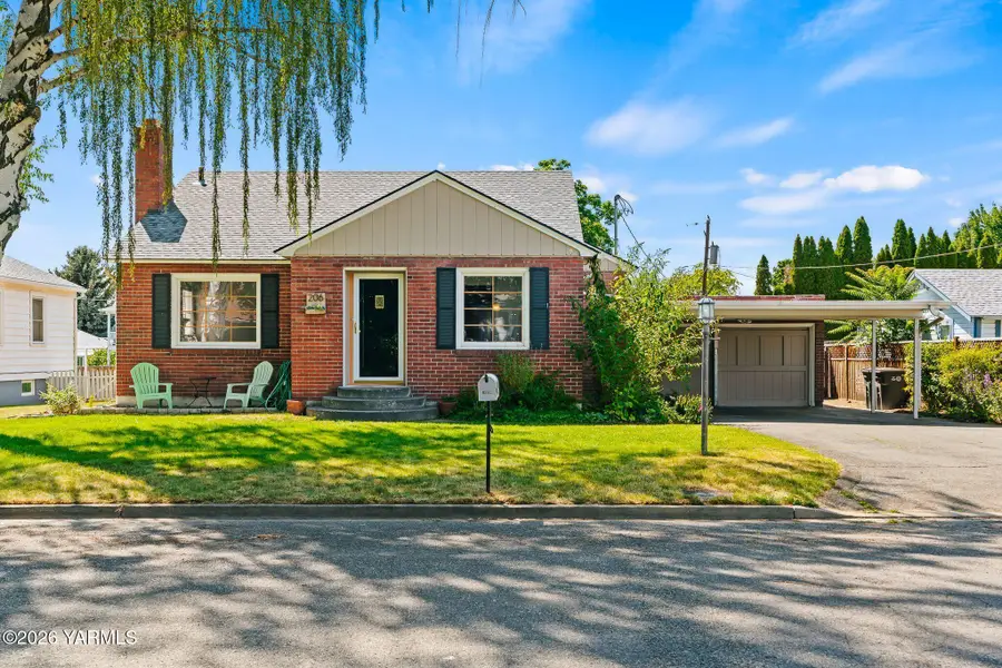 206 S 33rd Ave, Yakima, WA 98902 - #3