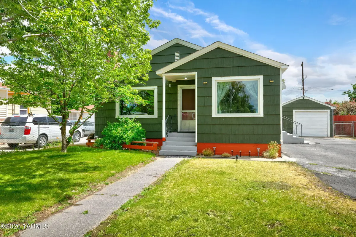 1313 S 7th Ave, Yakima, WA 98902 - #1