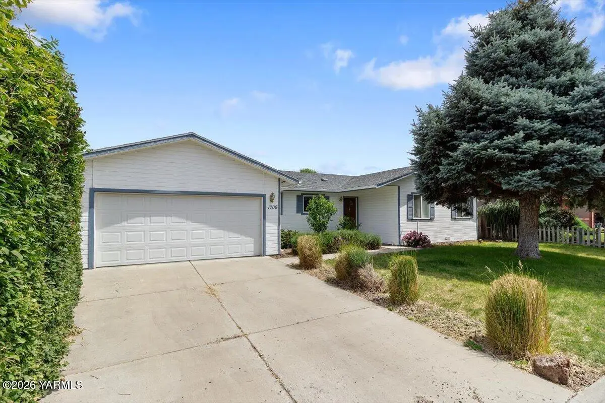1709 Fremont Dr, Yakima, WA 98908 - #1