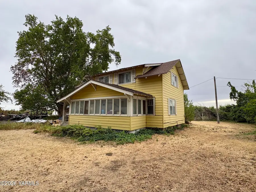 2870 Progressive Rd, Wapato, WA 98951 - #3