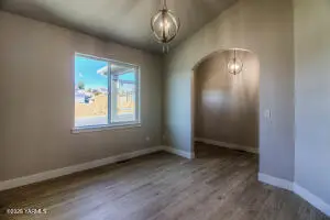 301 N 90th Ave, Yakima, WA 98908 - Image #2