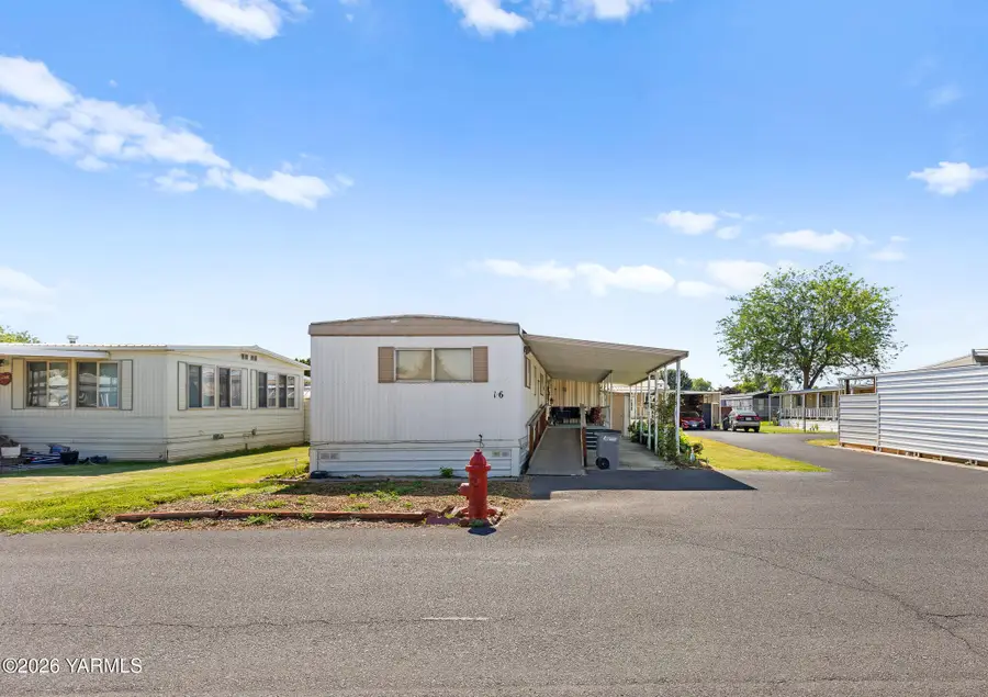 55 W Washington Ave #16, Yakima, WA 98903 - #2