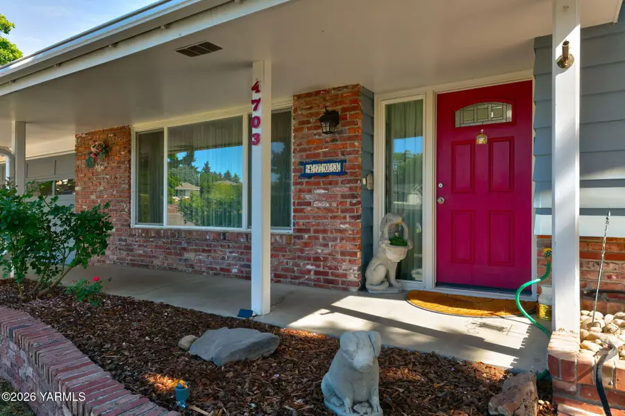 4703 Conestoga Blvd, Yakima, WA 98908 - #2