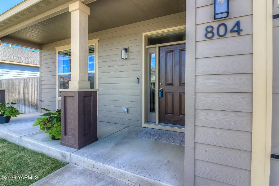 804 Citra Ave, Moxee, WA 98936 - #2