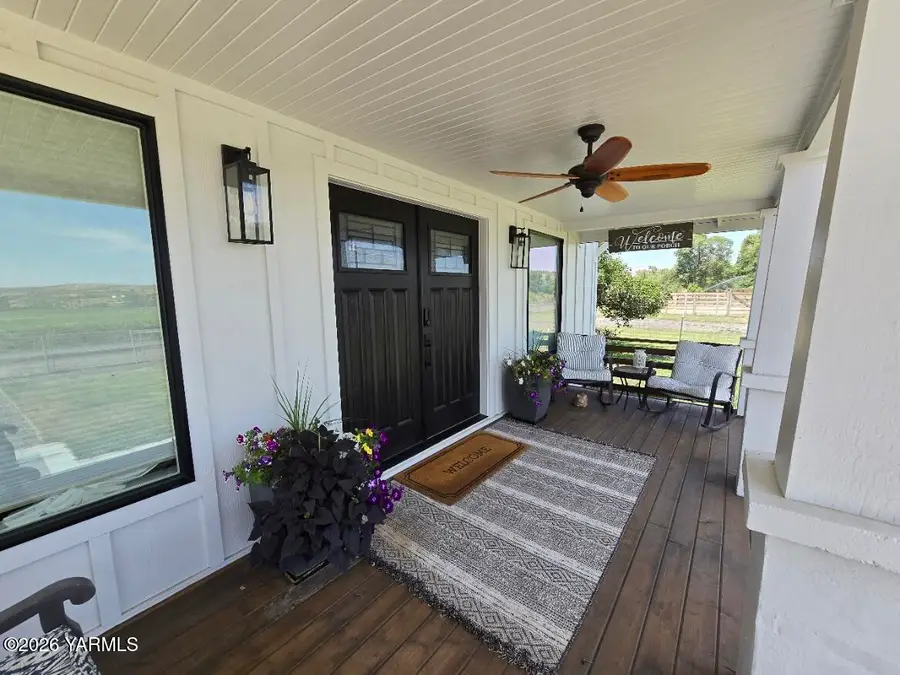 180 N Pioneer Way, Yakima, WA 98908 - #3