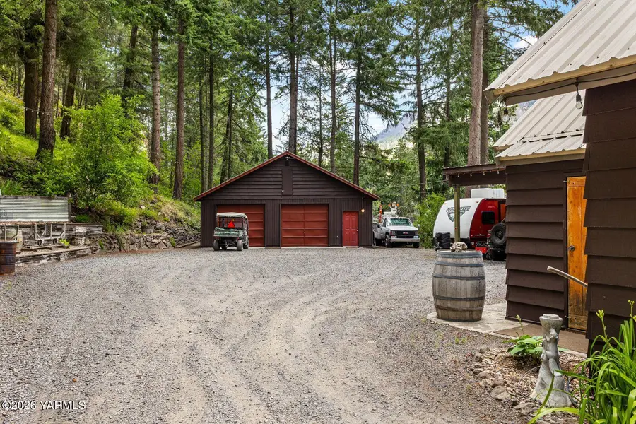 170 Deer Cove Ln, Naches, WA 98937 - #2