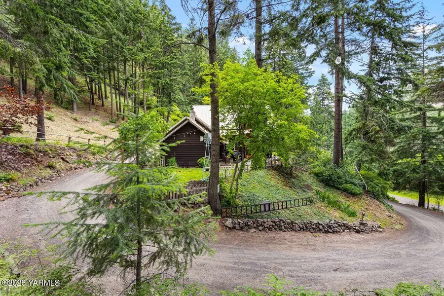 170 Deer Cove Ln, Naches, WA 98937 - #3