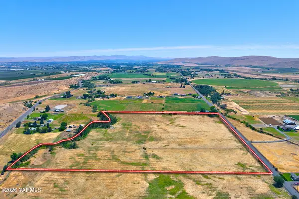 15621 Rutherford Rd, Yakima, WA 98903