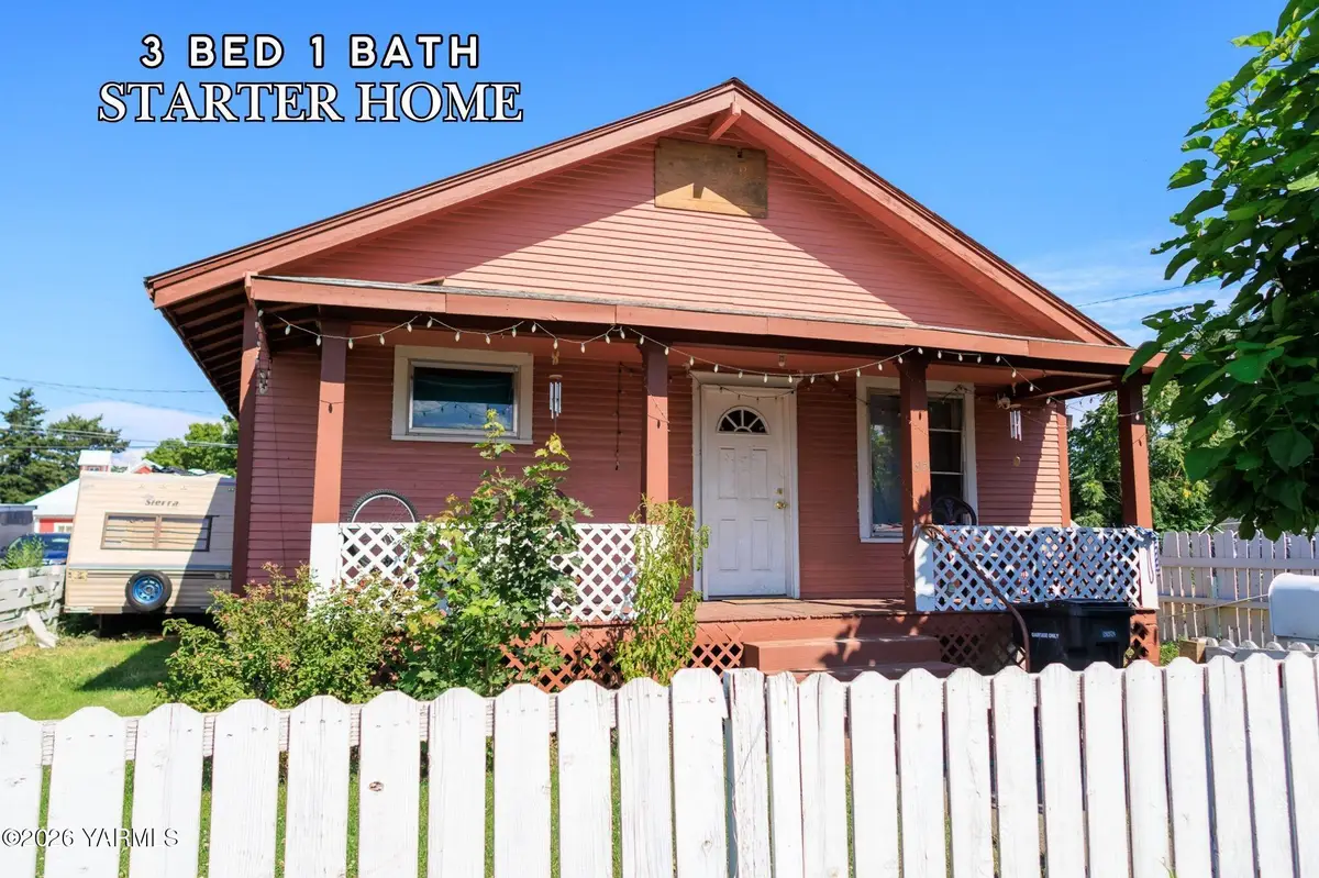 615 N 5th Ave, Yakima, WA 98902 - #1