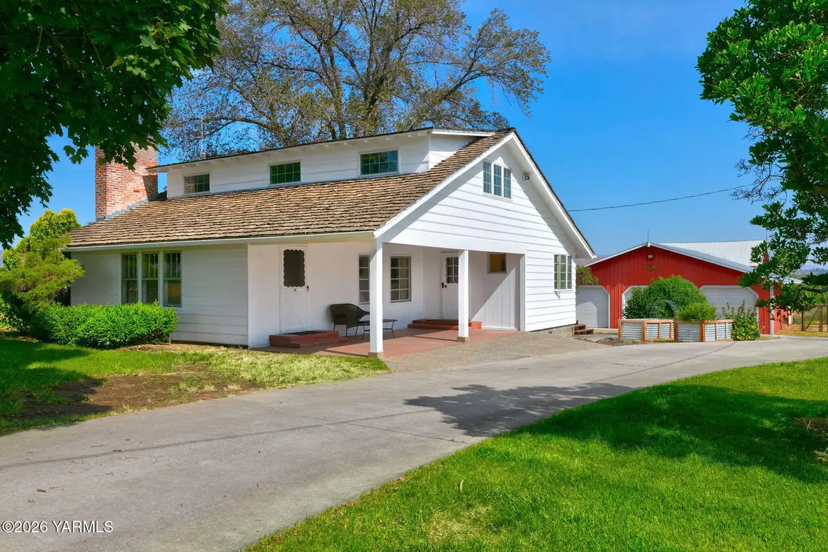 12505 Occidental Rd, Yakima, WA 98903 - #1