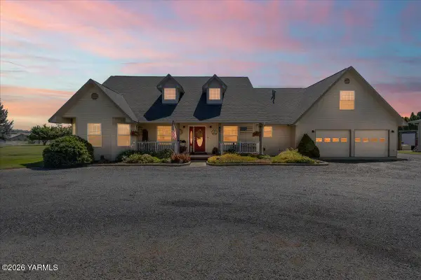 82 E Gleed Rd, Naches, WA 98937