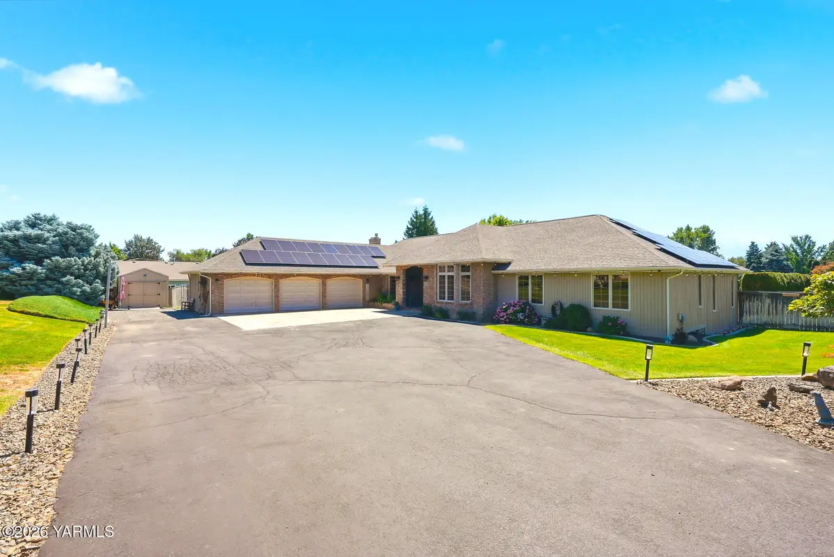7505 Cascade Ct, Yakima, WA 98908 - #1