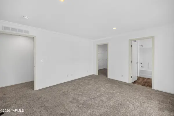 2681 E Edison, Sunnyside, WA 98944