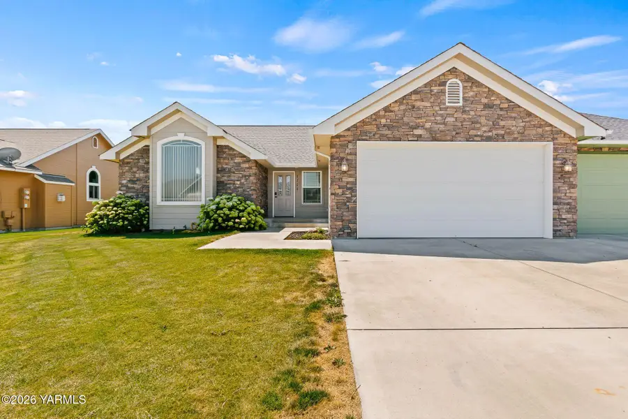 8706 Garden Ave, Yakima, WA 98908 - #2