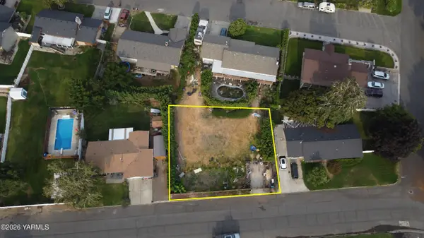 NKA Miles Dr, Zillah, WA 98953