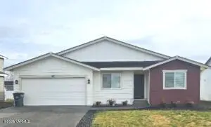 608 N Oak St, Tieton, WA 98947