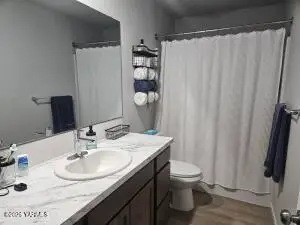 608 N Oak St, Tieton, WA 98947 - Image #3