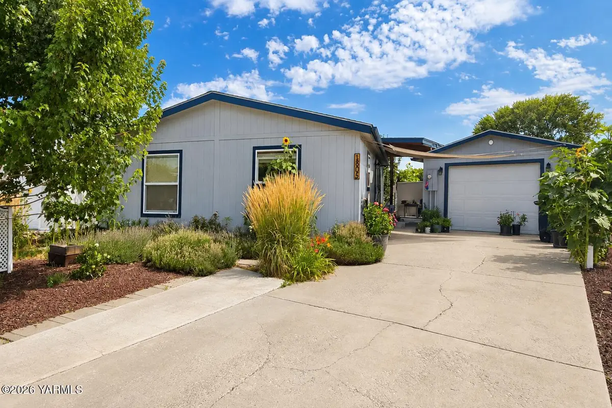 1805 S 70th Ave, Yakima, WA 98908 - #1