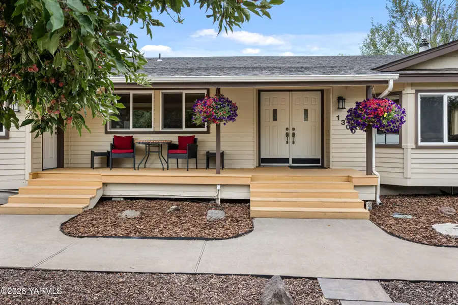 1300 Meadowlark Ln, Zillah, WA 98953 - #3