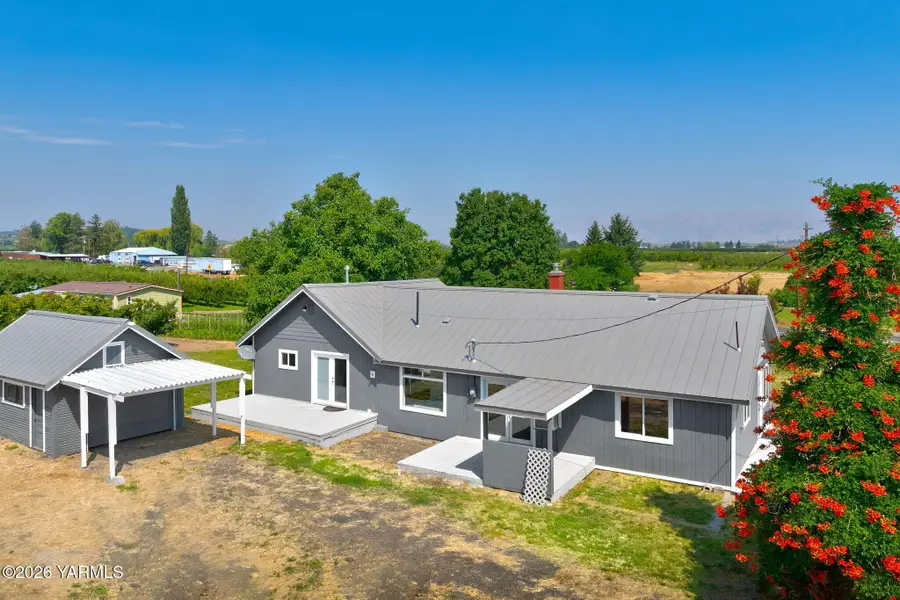 1660 Thompson Rd, Cowiche, WA 98923 - #2