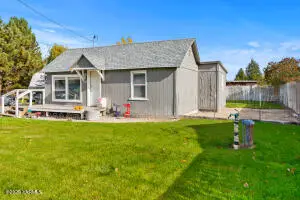 2301 N Wenas Rd, Selah, WA 98942 - #3