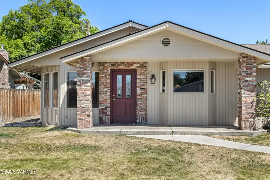 3203 Carol Ave, Yakima, WA 98902 - #3