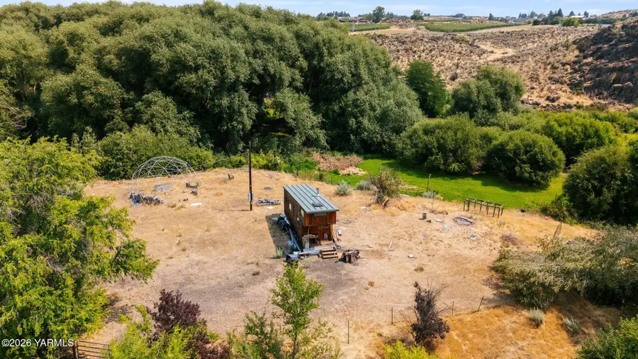 553 Weikel Rd, Yakima, WA 98908 - #3