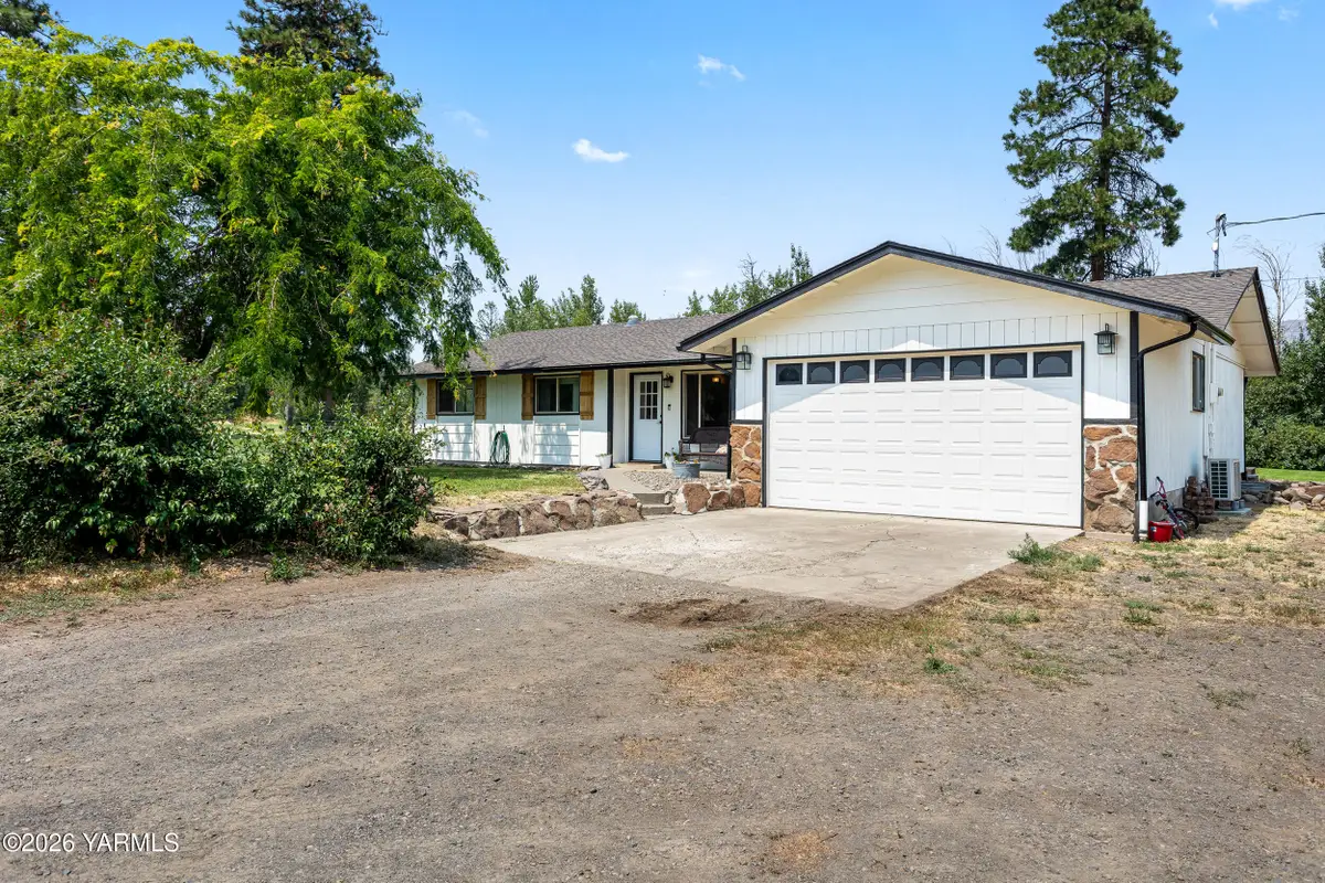 3361 Rosenkranz Rd, Tieton, WA 98947 - #1