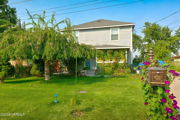 1106 Buwalda Ln, Yakima, WA 98901