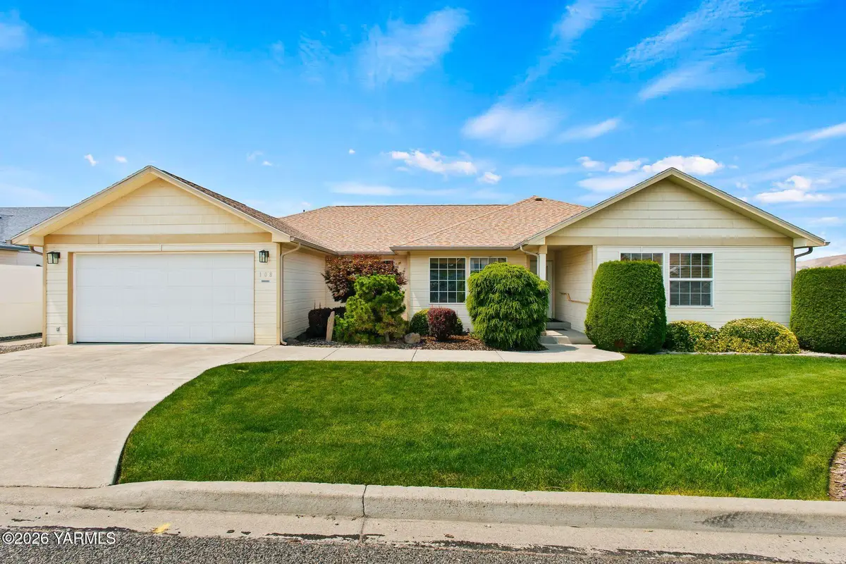 108 N 57th St, Yakima, WA 98901 - #1