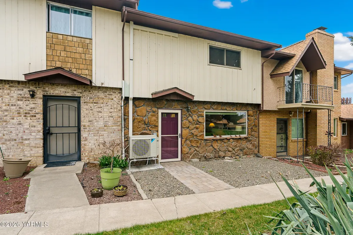 5901 Barge St #19, Yakima, WA 98908 - #1