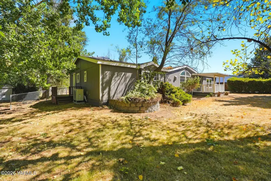251 Wise Acre Rd, Yakima, WA 98901 - #3